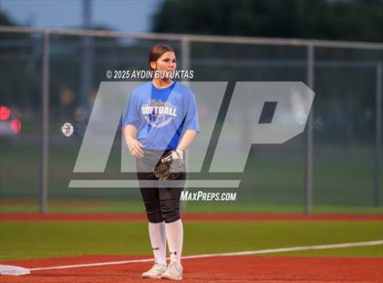 Thumbnail 1 in Allen @ Hebron photogallery.
