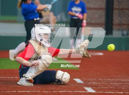 Thumbnail 1 in Allen @ Hebron photogallery.