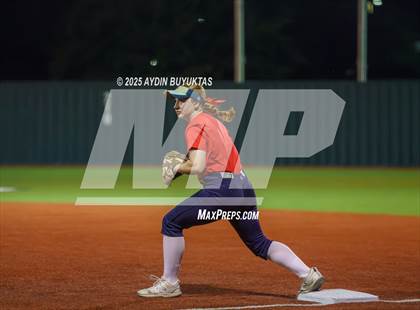 Thumbnail 2 in Allen @ Hebron photogallery.