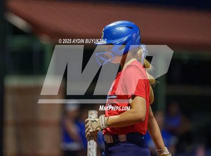 Thumbnail 1 in Allen @ Hebron photogallery.