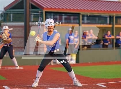 Thumbnail 1 in Allen @ Hebron photogallery.