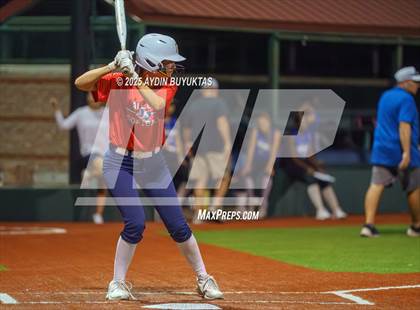 Thumbnail 1 in Allen @ Hebron photogallery.