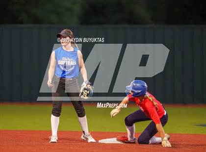 Thumbnail 3 in Allen @ Hebron photogallery.