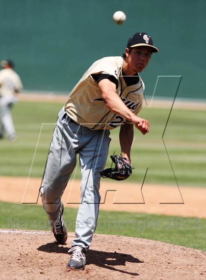 Thumbnail 2 in Oak Hills vs. Citrus Valley (CIF SS D5 Final) photogallery.