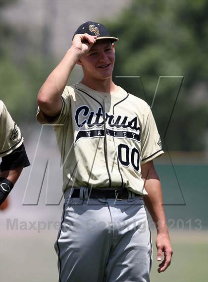 Thumbnail 2 in Oak Hills vs. Citrus Valley (CIF SS D5 Final) photogallery.