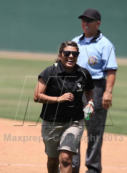 Thumbnail 1 in Oak Hills vs. Citrus Valley (CIF SS D5 Final) photogallery.