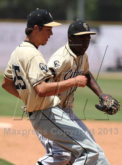 Thumbnail 2 in Oak Hills vs. Citrus Valley (CIF SS D5 Final) photogallery.