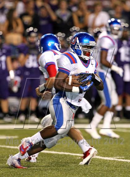 Thumbnail 3 in Fayetteville vs. Memphis University photogallery.