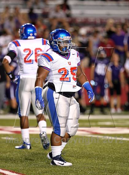 Thumbnail 3 in Fayetteville vs. Memphis University photogallery.