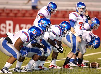 Thumbnail 3 in Fayetteville vs. Memphis University photogallery.