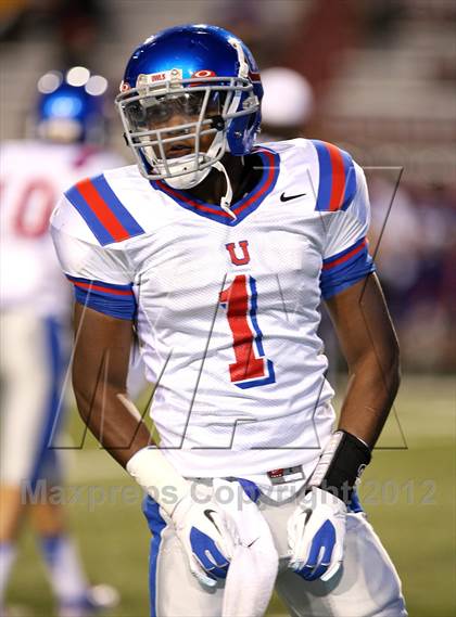 Thumbnail 3 in Fayetteville vs. Memphis University photogallery.