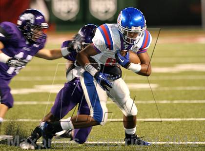 Thumbnail 3 in Fayetteville vs. Memphis University photogallery.