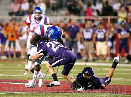 Thumbnail 1 in Fayetteville vs. Memphis University photogallery.