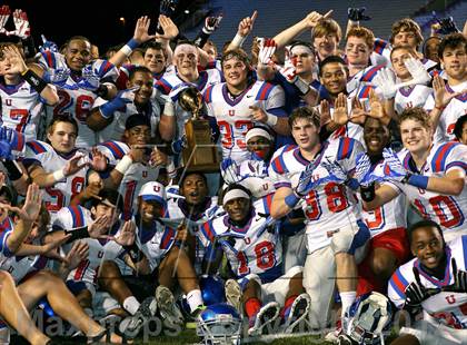 Thumbnail 2 in Fayetteville vs. Memphis University photogallery.
