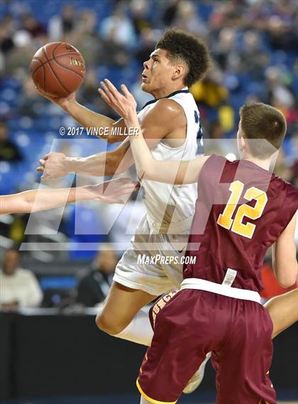 Thumbnail 1 in Gonzaga Prep vs. Enumclaw (WIAA 4A Quarterfinal) photogallery.