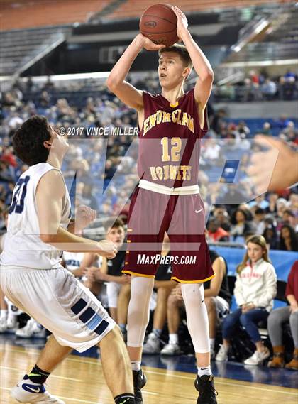 Thumbnail 1 in Gonzaga Prep vs. Enumclaw (WIAA 4A Quarterfinal) photogallery.