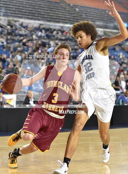 Thumbnail 1 in Gonzaga Prep vs. Enumclaw (WIAA 4A Quarterfinal) photogallery.