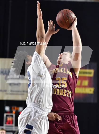 Thumbnail 1 in Gonzaga Prep vs. Enumclaw (WIAA 4A Quarterfinal) photogallery.