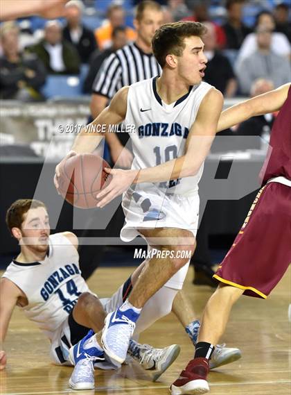 Thumbnail 3 in Gonzaga Prep vs. Enumclaw (WIAA 4A Quarterfinal) photogallery.