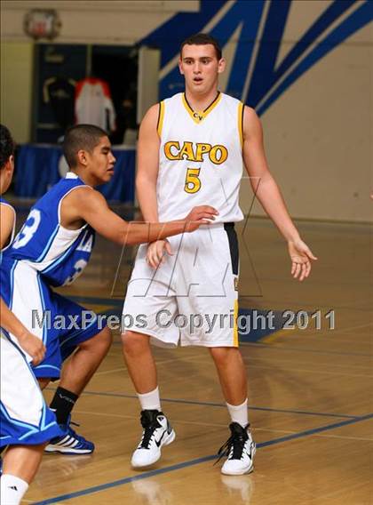 Thumbnail 2 in Capistrano Valley vs. La Habra (OC North/South Challenge) photogallery.