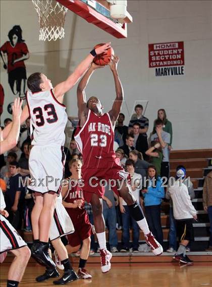 Thumbnail 2 in Capistrano Valley vs. La Habra (OC North/South Challenge) photogallery.
