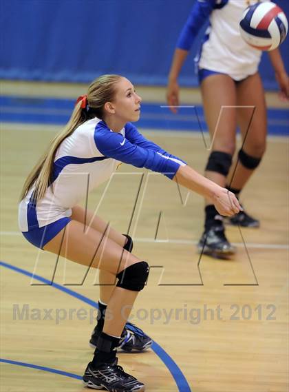 Thumbnail 2 in Pacifica @ Fountain Valley photogallery.