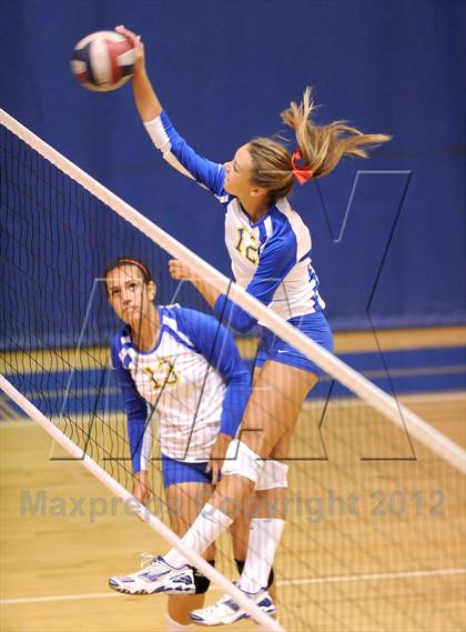 Thumbnail 2 in Pacifica @ Fountain Valley photogallery.