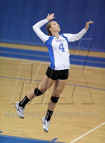 Thumbnail 2 in Pacifica @ Fountain Valley photogallery.