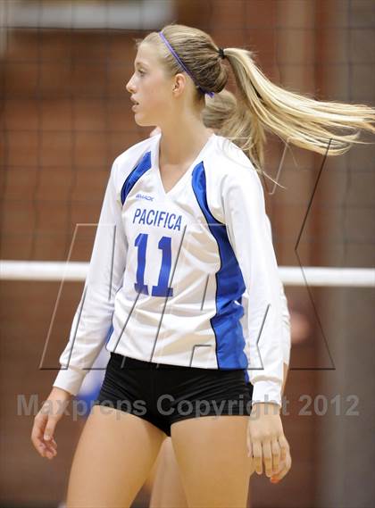Thumbnail 2 in Pacifica @ Fountain Valley photogallery.