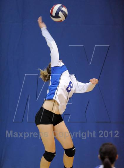 Thumbnail 1 in Pacifica @ Fountain Valley photogallery.