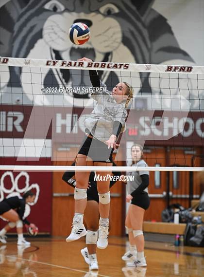 Thumbnail 3 in Cy-Fair v Cypress Springs (CFISD / Katy Tournament) photogallery.