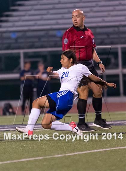 Thumbnail 3 in O'Connor @ South San Antonio (UIL 5A Bi-District Playoff) photogallery.