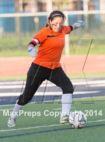 Thumbnail 3 in O'Connor @ South San Antonio (UIL 5A Bi-District Playoff) photogallery.