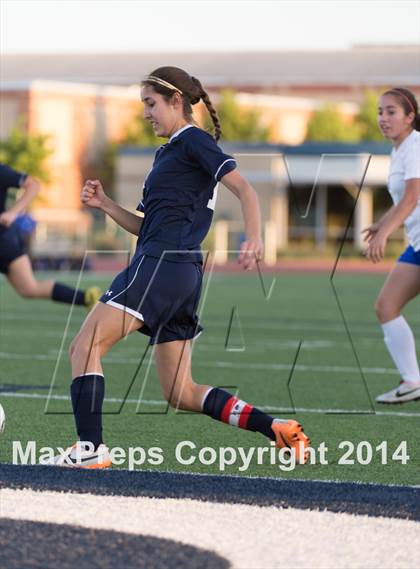 Thumbnail 3 in O'Connor @ South San Antonio (UIL 5A Bi-District Playoff) photogallery.