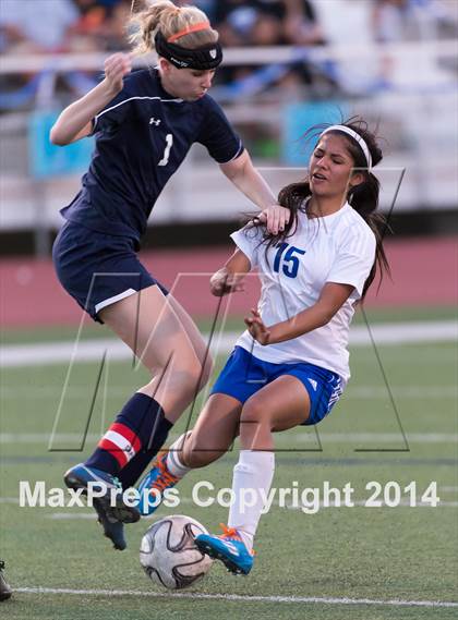 Thumbnail 2 in O'Connor @ South San Antonio (UIL 5A Bi-District Playoff) photogallery.