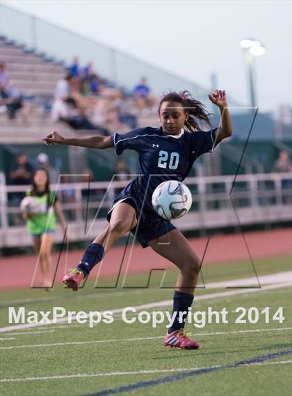 Thumbnail 2 in O'Connor @ South San Antonio (UIL 5A Bi-District Playoff) photogallery.