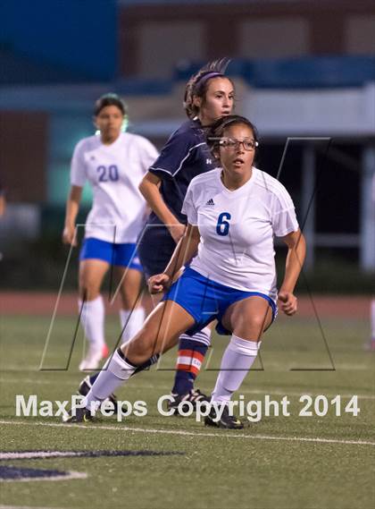 Thumbnail 3 in O'Connor @ South San Antonio (UIL 5A Bi-District Playoff) photogallery.