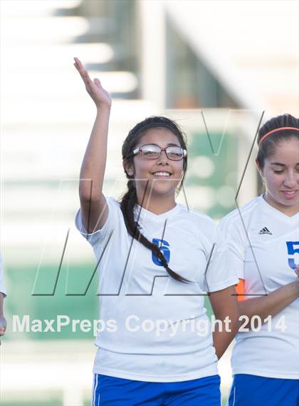 Thumbnail 2 in O'Connor @ South San Antonio (UIL 5A Bi-District Playoff) photogallery.