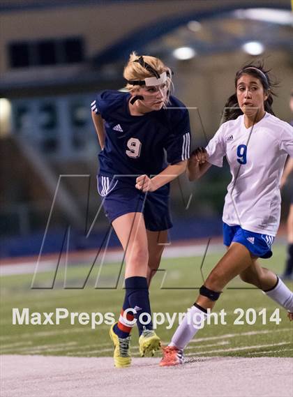 Thumbnail 2 in O'Connor @ South San Antonio (UIL 5A Bi-District Playoff) photogallery.