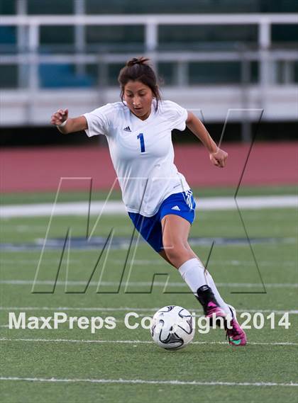Thumbnail 2 in O'Connor @ South San Antonio (UIL 5A Bi-District Playoff) photogallery.