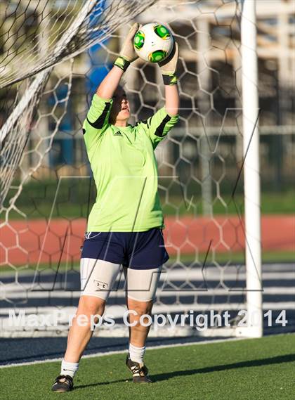 Thumbnail 1 in O'Connor @ South San Antonio (UIL 5A Bi-District Playoff) photogallery.