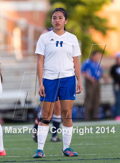 Thumbnail 1 in O'Connor @ South San Antonio (UIL 5A Bi-District Playoff) photogallery.