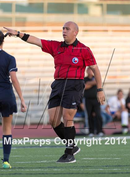 Thumbnail 2 in O'Connor @ South San Antonio (UIL 5A Bi-District Playoff) photogallery.