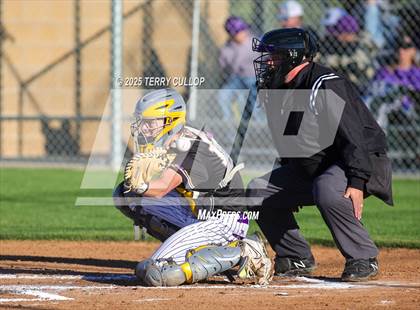 Thumbnail 2 in Wayne vs. Bryce Valley (UHSAA 1A Second Round) photogallery.