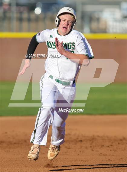 Thumbnail 3 in Wayne vs. Bryce Valley (UHSAA 1A Second Round) photogallery.
