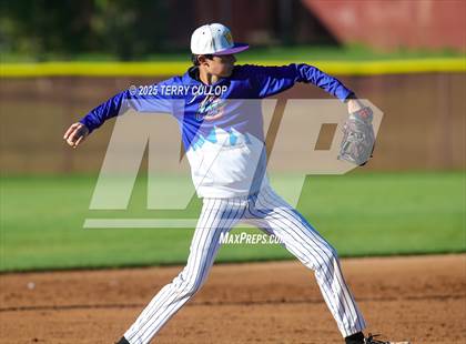 Thumbnail 2 in Wayne vs. Bryce Valley (UHSAA 1A Second Round) photogallery.