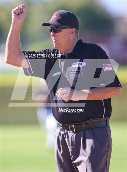 Thumbnail 1 in Wayne vs. Bryce Valley (UHSAA 1A Second Round) photogallery.