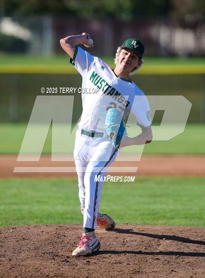 Thumbnail 3 in Wayne vs. Bryce Valley (UHSAA 1A Second Round) photogallery.