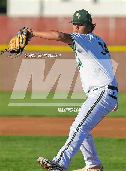 Thumbnail 3 in Wayne vs. Bryce Valley (UHSAA 1A Second Round) photogallery.