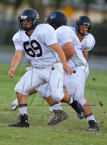 Thumbnail 3 in Aliso Niguel @ Bellflower photogallery.